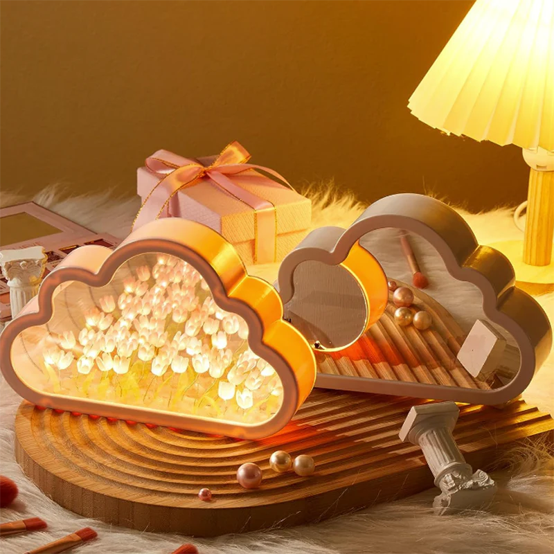 CloudBloom Tulip Lamp